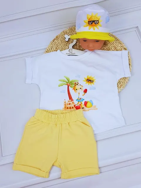 Komplet dziecięcy żółte spodenki i biały T-shirt