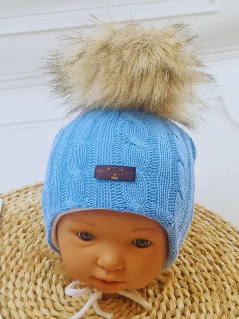 Czapka sweterkowa z pomponem bear love