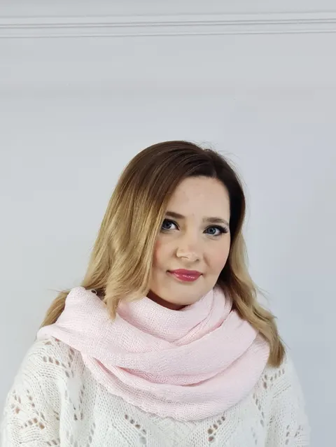 Komin damski różowy