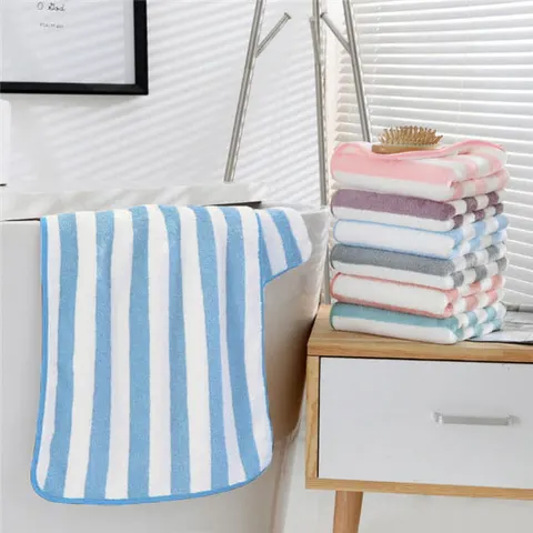 Ręcznik PURE STRIPES pasy 35x75 cm Niebieski