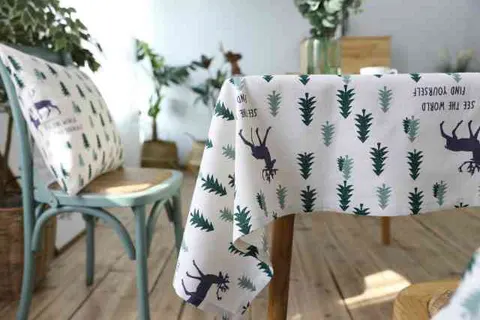 Obrus świąteczny SCANDI Zimowy Las 110X160 Zielony