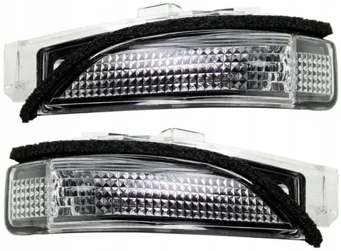 Kierunkowskaz Toyota Auris Prawy + Lewy 12-18