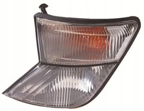 Kierunkowskaz Nissan Patrol Gr V 5 07- Prawy
