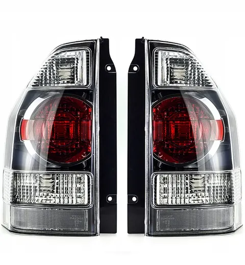 LAMPY TYLNE LEWA+PRAWA ZESTAW MITSUBISHI PAJERO 3D '08