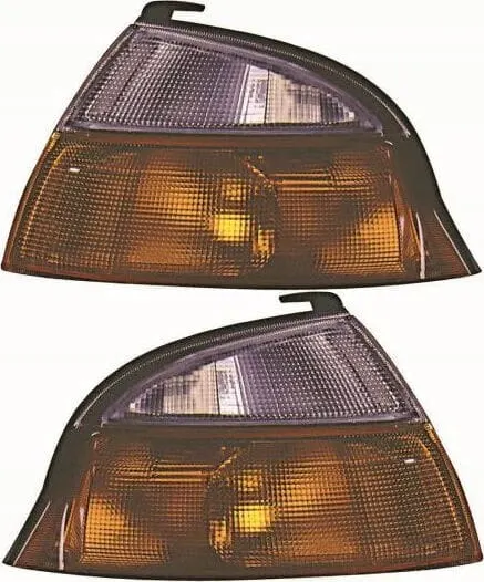 KIERUNKOWSKAZY MIGACZE TOYOTA HIACE IV 4 '95-'06 ZESTAW