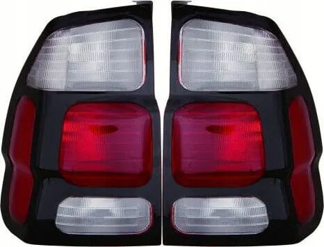 LAMPY TYLNE MITSUBISHI PAJERO SPORT II 2 ZESTAW