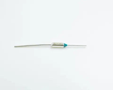 Bezpiecznik termiczny 128 C 250V AC 10A