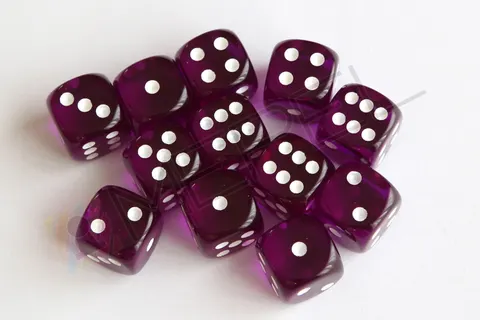Kości Chessex - kostka k6 16mm Translucent Purple/white