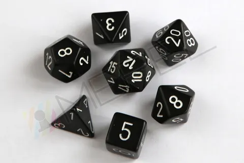 Kości Chessex - zestaw 7 kostek Opaque Black/white