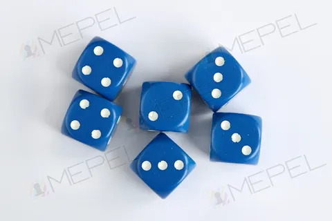 Kości Chessex - kostka k6 16mm Opaque Blue/white