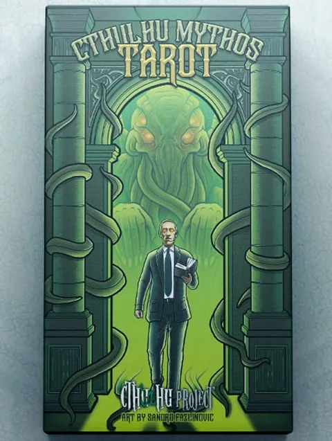 Cthulhu Mythos Tarot (Deluxe edition)
