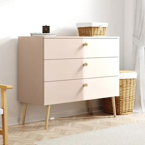 Komoda BALI Z 3 Szufladami Do Salonu BOHO Szerokość 100 cm Latte Macchiato