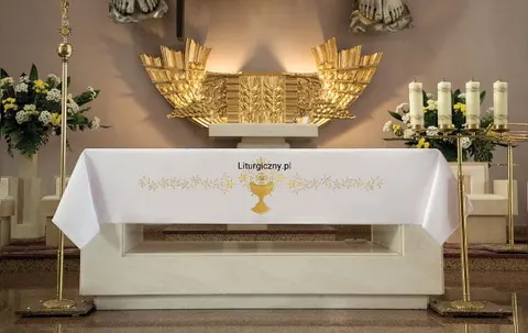 Obrus haftowany ołtarzowy /38