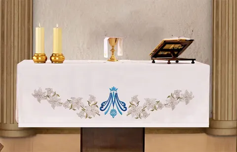 Obrus ołtarzowy z haftem Maryjny 003