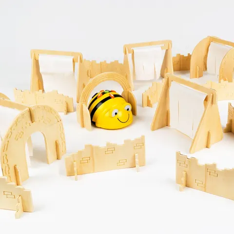 Drewniany tor przeszkód Bee-Bot / Blue-Bot