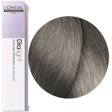 Loreal Dia Light 8.11 Jasny blond popielaty głęboki Profesjonalna koloryzacja ton w ton 50 ml