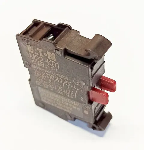 M22-K01 element stykowy rozłączny NC zacisk śrubowy 216378