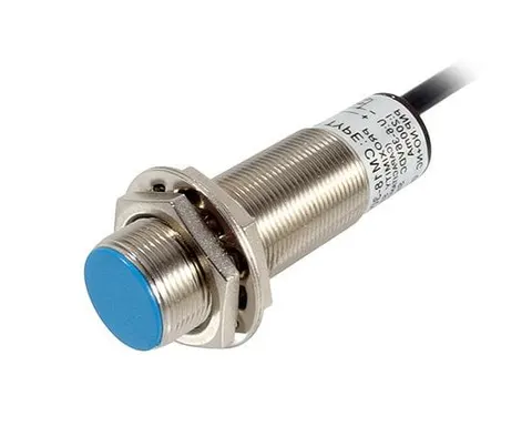 CM18-3005PC czujnik pojemnościowy PNP NO/NC, zakres działania 5mm
