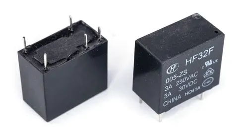 HF32F/012-ZS3 przekaźnik elektromagnetyczny SPDT, zas. 12Vdc