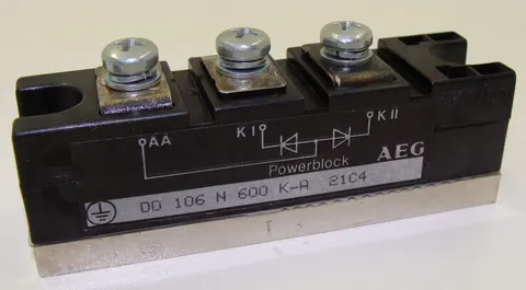 Moduł diodowy 600V; 106A