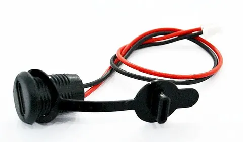 Gniazdo USB C przykręcane do obudowy, 2 przewody z osłoną