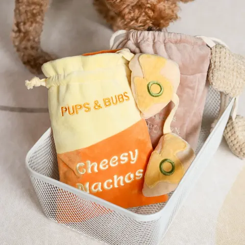 Pups & Bubs Zabawka węchowa dla psa - CHEESY NACHOS