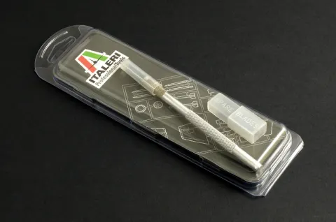 Nóż modelarski z 5 ostrzami nr 11 Italeri 50818