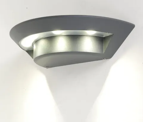Lampa elewacyjna kinkiet UFO 1880S SU-MA LED CREE XPE, 7 W, 230 V Srebrny