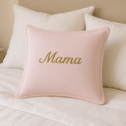 Poduszka Z Haftem MAMA Na Prezent Pudrowy