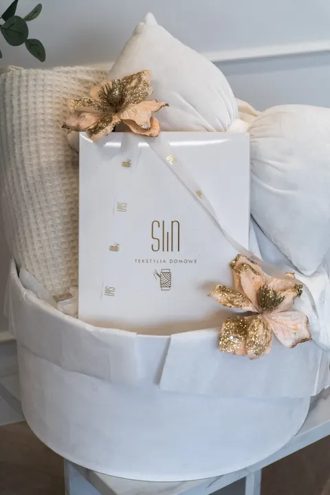 Wedding Box Premium – Bed | Zestaw Prezentowy Biały