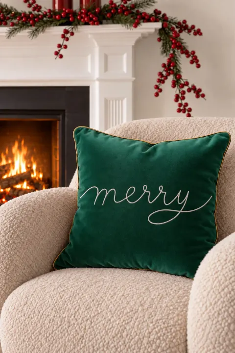 Welurowa Poszewka Świąteczna MERRY Zielona