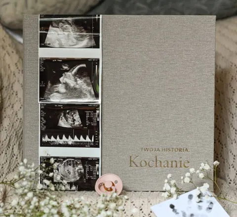 OUTLET Pamiętnik dziecka "Twoja historia Kochanie" Szarość Memorable